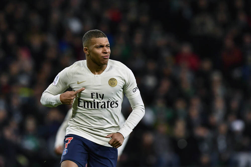 近62年来第1次！国少0比2爆冷输缅甸：再应验范志毅名言！